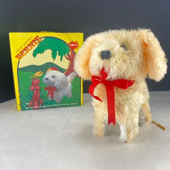 Vintage Bernie Leash Control Walking Wags Tail Barks Dog Toy - Picture 1 of 10